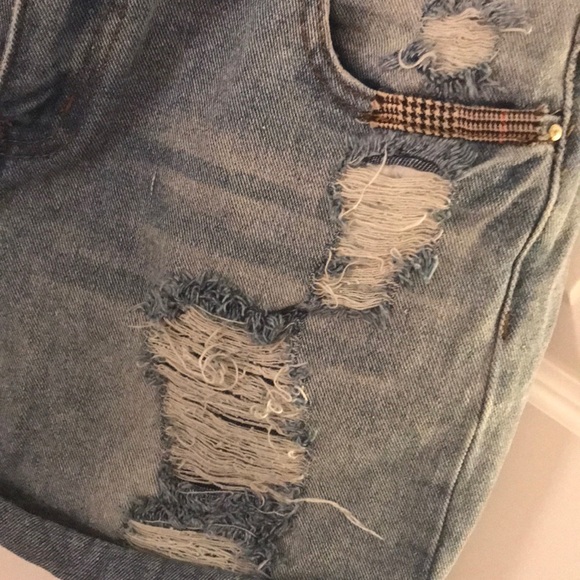 SOLD - Picture 4 of 8